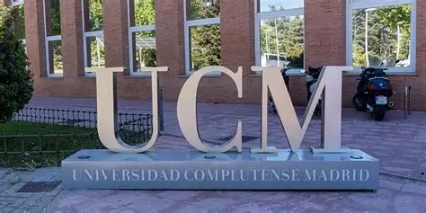 l'Université Complutense de Madrid (UCM)
